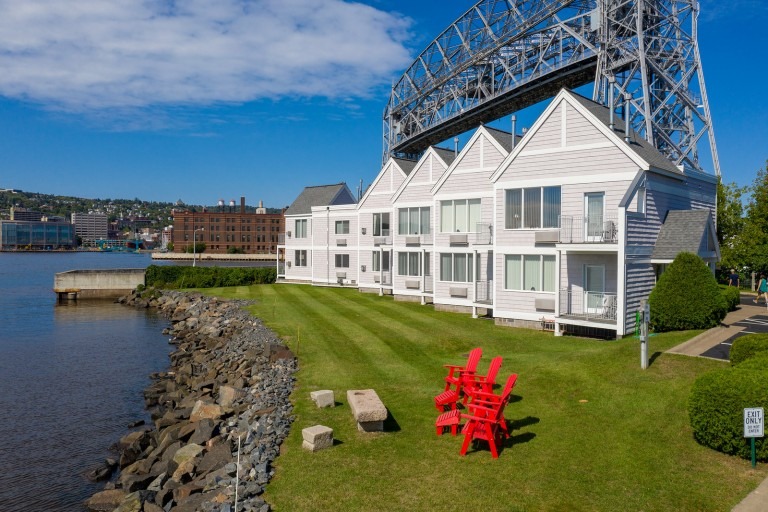 south pier inn harbor aerial bridge | South Pier Inn | Canal Park ...